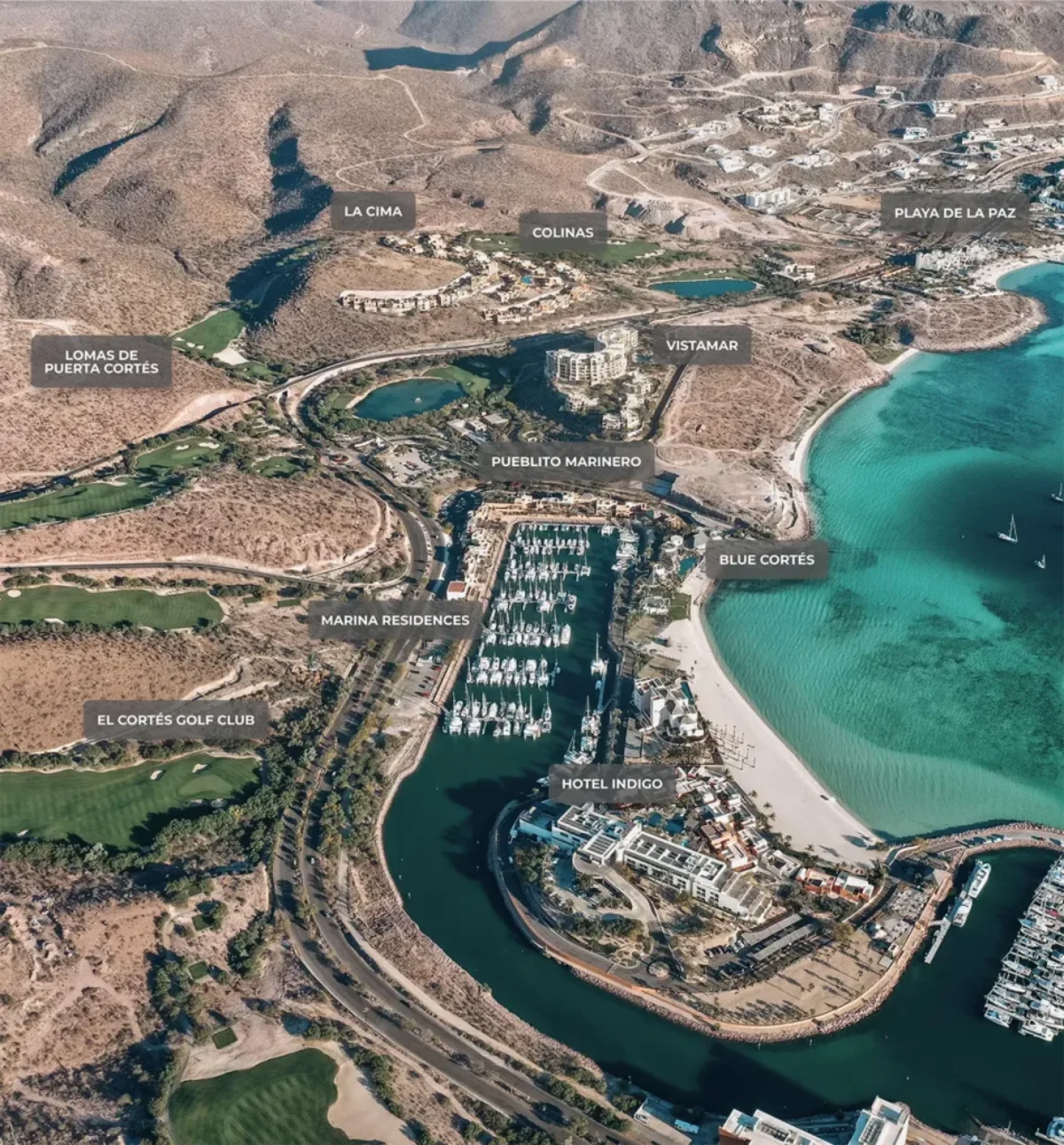 Mapa aéreo del master plan Puerta Cortés en La Paz, destacando la ubicación de Marina Residences, El Cortés Golf Club y Pueblito Marinero.